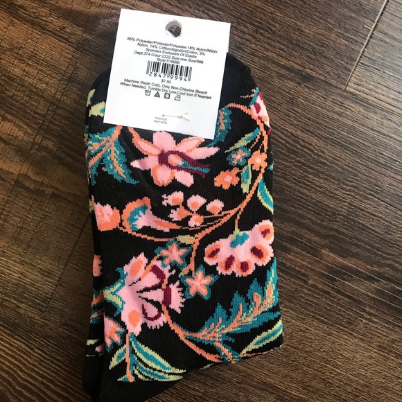 LOFT Floral Crew Socks - Picture 4 of 4